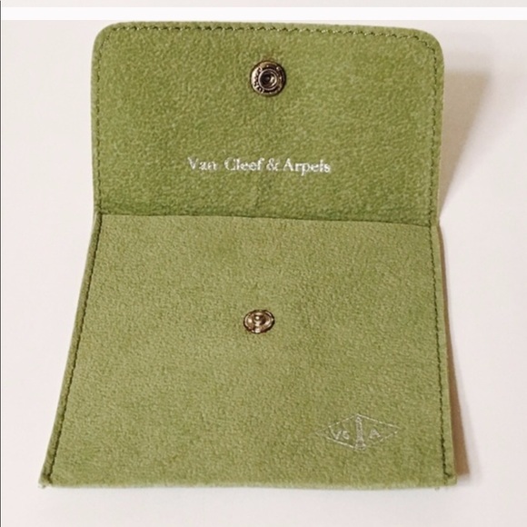 Van Cleef & Arpels Accessories Van Cleef Arpels Protective Jewelry